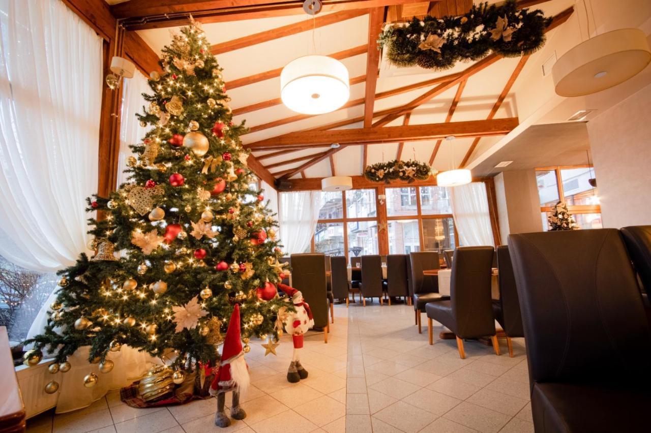 Restaurant Pensiune Bucovina Câmpulung Moldovenesc Eksteriør bilde